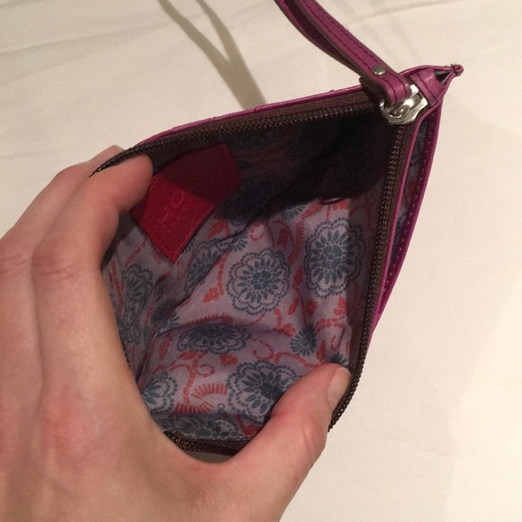 Hobo wristlet wallet - Never Used - Picture 3 of 5